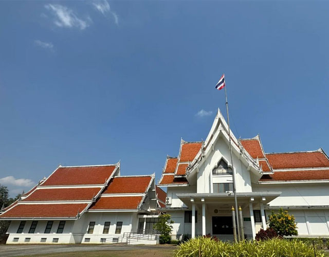 甘烹碧皇家大学